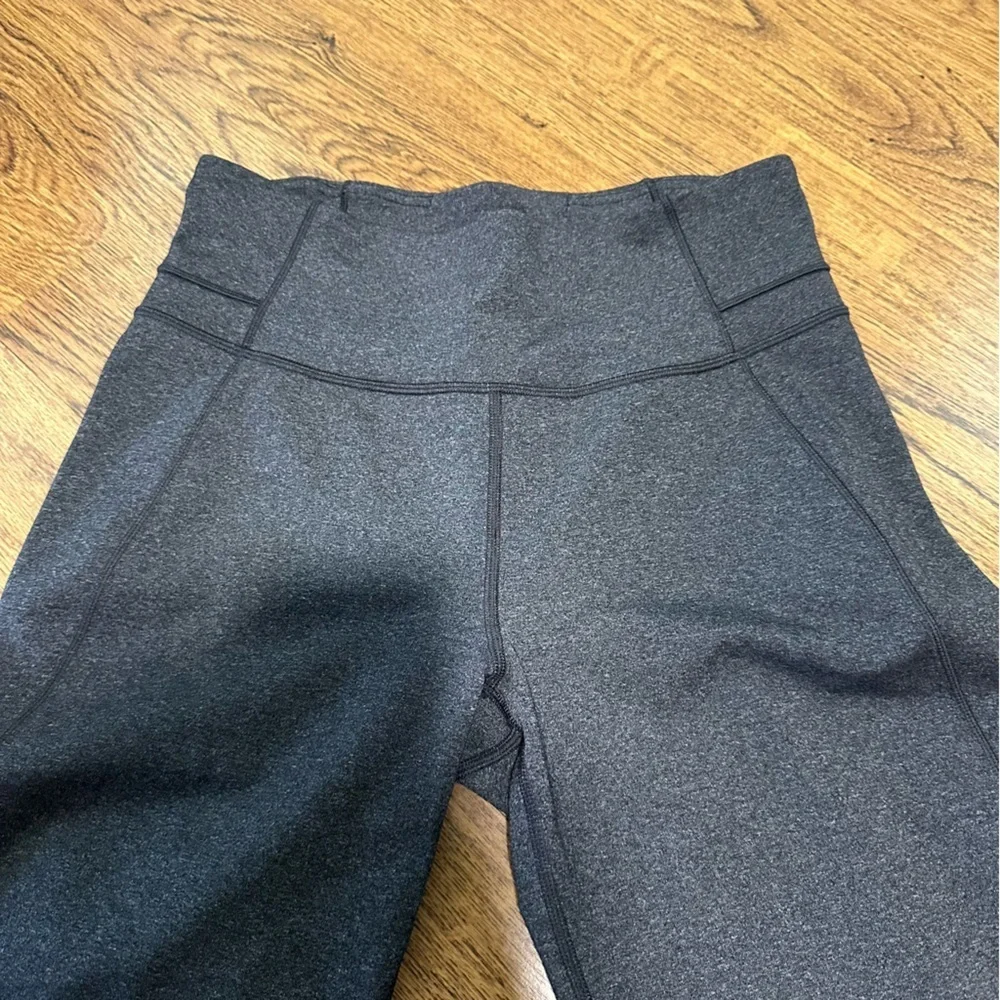 Lululemon Athletica Charcoal wide legs  Pants size 10 relaxed